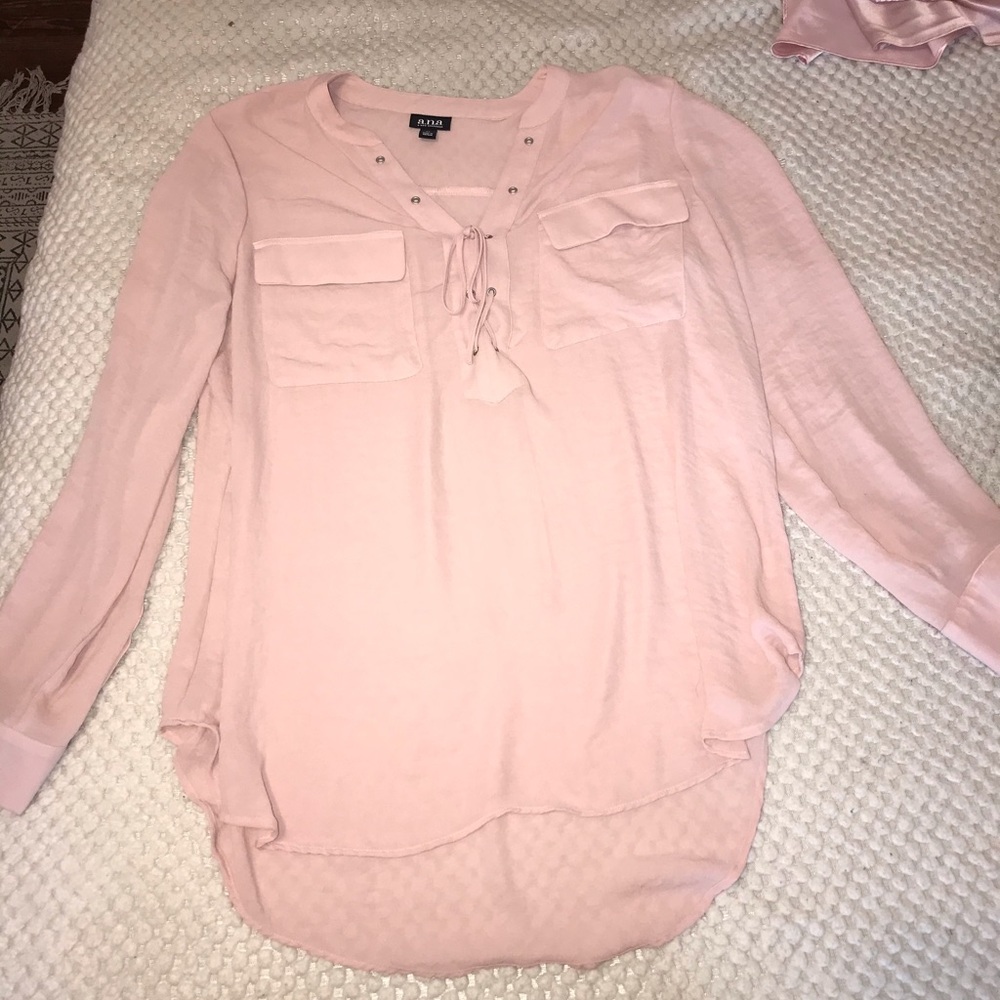 Long-sleeve baby pink blouse